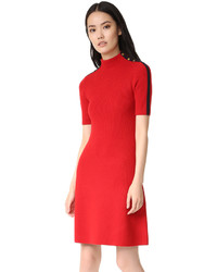 Красное платье от Tory Burch