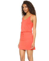 Красное платье от Lanston