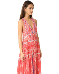 Красное платье от Rococo Sand