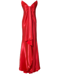 Красное шелковое вечернее платье от Oscar de la Renta