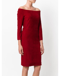 Красное шелковое платье с открытыми плечами от The Row
