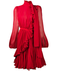 Красное шелковое платье с рюшами от Giambattista Valli