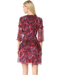 Красное шелковое платье от Saloni