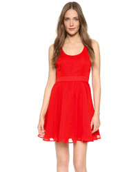 Красное шифоновое коктейльное платье от Cupcakes And Cashmere