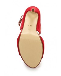Красные босоножки на каблуке от Ideal