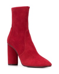 Красные ботильоны на резинке от Stuart Weitzman