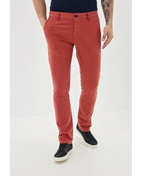 Красные брюки чинос от Colin's