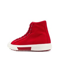 Мужские красные высокие кеды от Prada