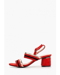 Красные замшевые босоножки на каблуке от La Bottine Souriante