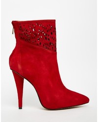 Красные замшевые ботильоны от Forever Unique
