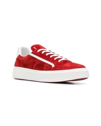 Мужские красные замшевые низкие кеды от Salvatore Ferragamo