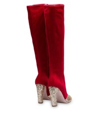 Красные замшевые сапоги от Miu Miu