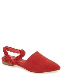 Красные замшевые туфли на плоской подошве