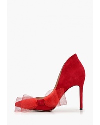 Красные замшевые туфли от Basconi