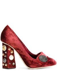 Красные замшевые туфли от Dolce & Gabbana
