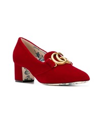 Красные замшевые туфли от Gucci