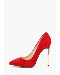 Красные замшевые туфли от Marco Bonne`