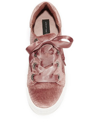 Женские красные кеды от Steven