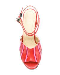 Красные кожаные босоножки на каблуке от Marni