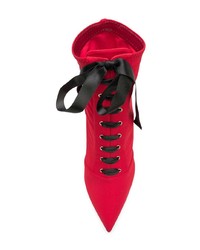 Красные кожаные ботильоны на шнуровке от Dolce & Gabbana