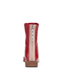 Красные кожаные ботильоны от Fendi