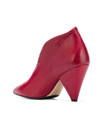 Красные кожаные ботильоны от The Seller