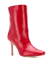 Красные кожаные полусапоги от Stuart Weitzman