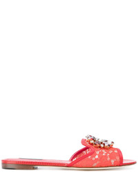 Красные кожаные сандалии на плоской подошве от Dolce & Gabbana