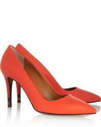 Красные кожаные туфли от Fendi