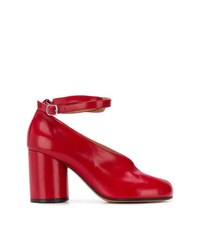 Красные кожаные туфли от Maison Margiela