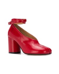 Красные кожаные туфли от Maison Margiela