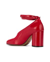 Красные кожаные туфли от Maison Margiela