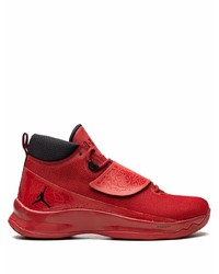 Мужские красные кроссовки от Jordan