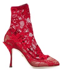 Красные кружевные ботильоны от Dolce & Gabbana