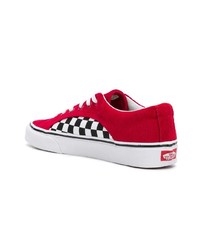 Мужские красные низкие кеды из плотной ткани в клетку от Vans