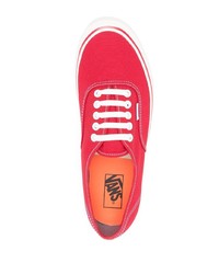 Мужские красные низкие кеды из плотной ткани от Vans