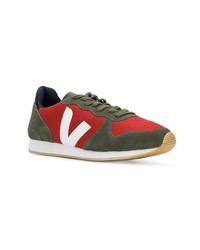 Мужские красные низкие кеды от Veja