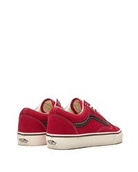 Мужские красные низкие кеды от Vans