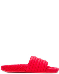 Красные сандалии на плоской подошве от adidas