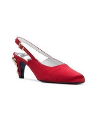 Красные сатиновые туфли с украшением от Koché