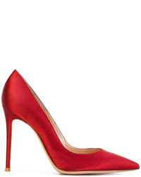 Красные туфли от Gianvito Rossi