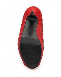 Красные туфли от Stella Rossa