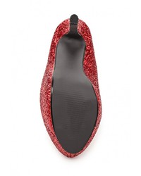 Красные туфли от Stella Rossa