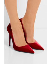Красные туфли от Prada