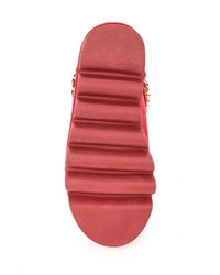 Красные угги от Vitacci