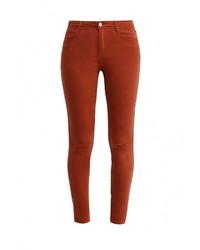 Красные узкие брюки от Jennyfer