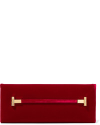 Красный бархатный клатч от Tom Ford