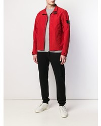 Мужской красный бомбер от Stone Island
