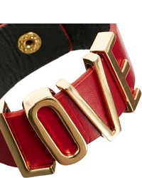 Красный браслет