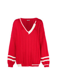 Красный вязаный свободный свитер от Miu Miu